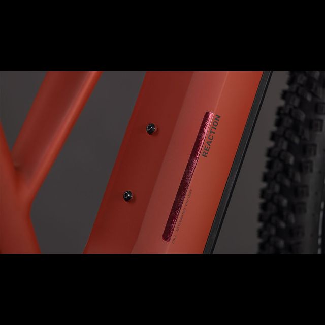 CUBE Reaction Hybrid Race 800 Trapeze sähköpyörä